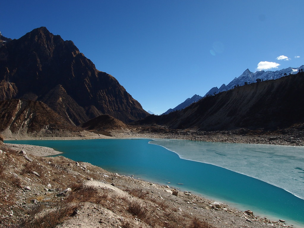  MANASLU LAKE 